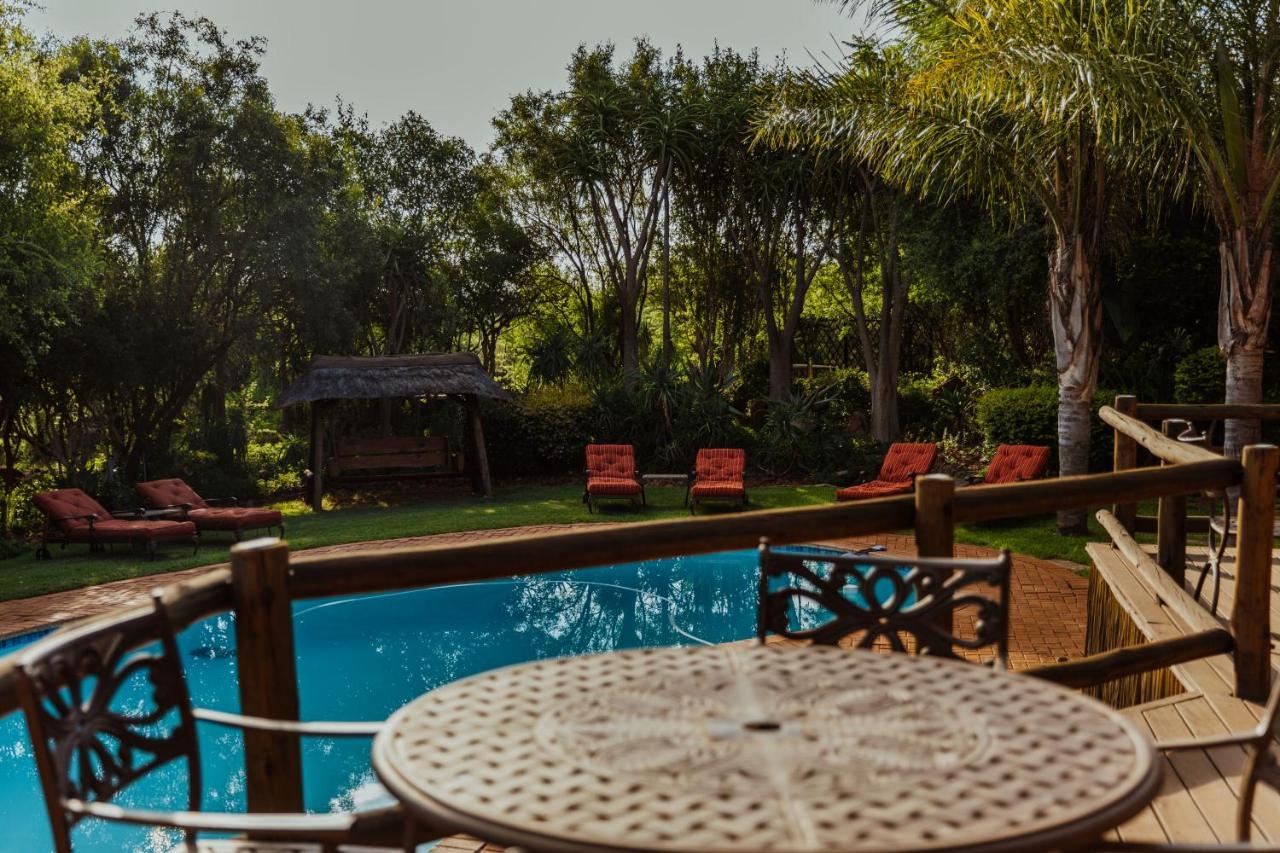 Boubou Bed And Breakfast Rustenburg Bagian luar foto